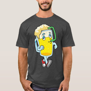 Camiseta Vidro de cerveja com palha de bebendo