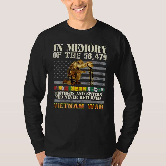 Camiseta Vietnam War Veterans US Memorial Day In The Memory (Frente)