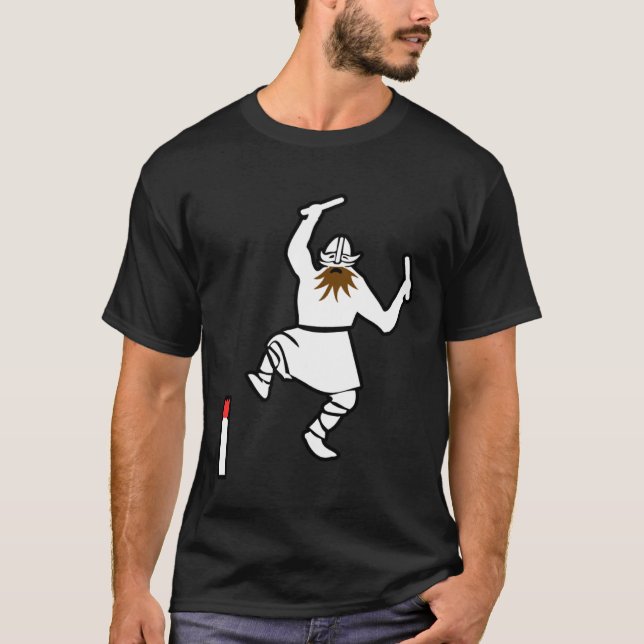 Camiseta Viking chess  Viking attack the Kubb king on (Frente)