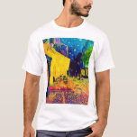 Camiseta Vincent Van Gogh - Café Terrace À Noite - Pop Art<br><div class="desc">Também conhecido como Café Terrace On The Place Du Forum, esse óleo na canvas de 1888 mostra um calçadão em Arles France frequentado frequentemente por Van Gogh, iluminado brilhantemente em amarelo sob um céu azul escuro com estrelas haloadas semelhantes ao que seria visto mais tarde na "Noite Estrelada". Diferentemente de...</div>