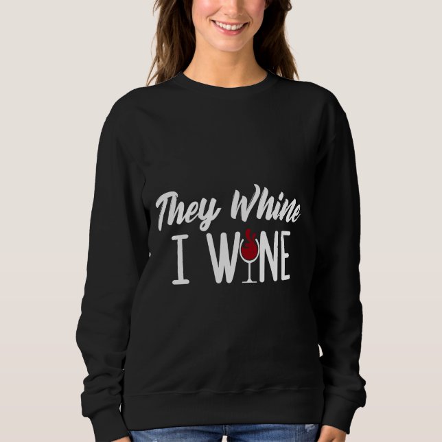 Camiseta Vinho Bebendo De Vinho (Frente)