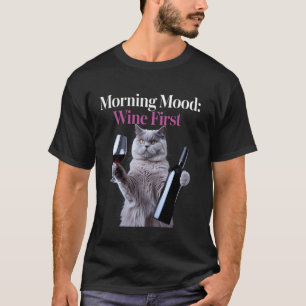 Camiseta Vinho de Humor Matinal Primeiro Amante de Gato Eng