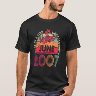 Camiseta Vintage 15 Birthday Incrível Desde junho de 2007