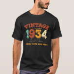 Camiseta Vintage 1934 Original Parts Funny Birthday Gift<br><div class="desc">Design de aniversário Para qualquer um que seja horóscopo diz difícil e entubado,  mas vale totalmente a pena. Excelente maneira de aliviar o humor e fazer amigos e familiares rirem. Corresponde A Um Monte De Roupas.</div>