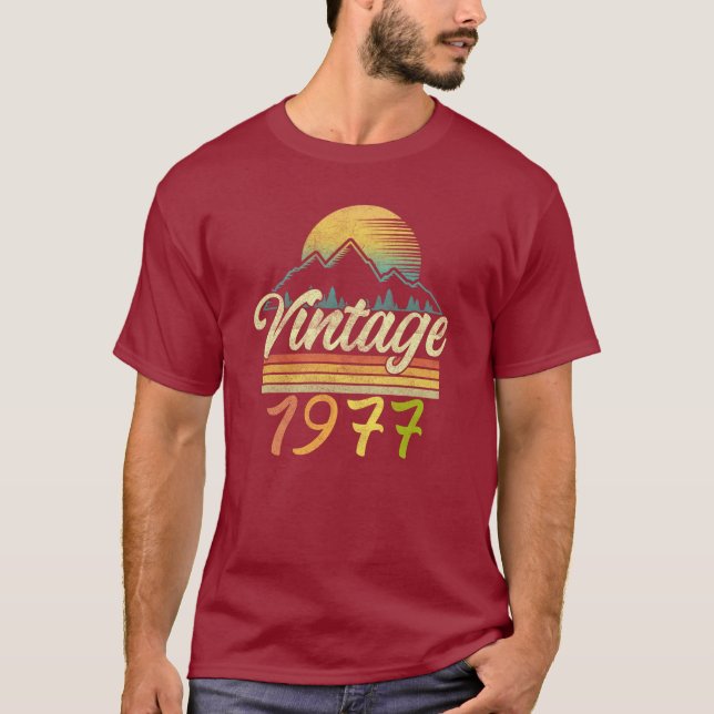 Camiseta Vintage 1977 (Frente)