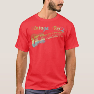 Camiseta Vintage 1982 Limited Edition 40 anos de admiração