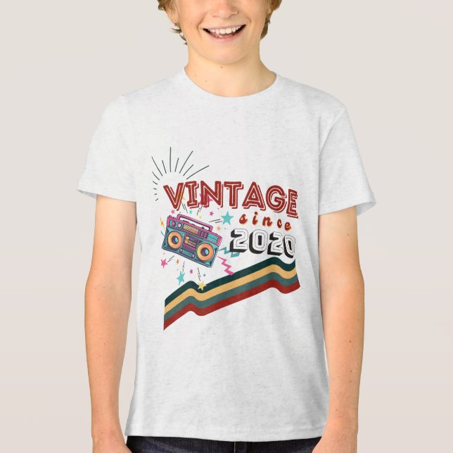 Camiseta Vintage 2020 Retro Vintage Nostalgic Birthday (Frente)