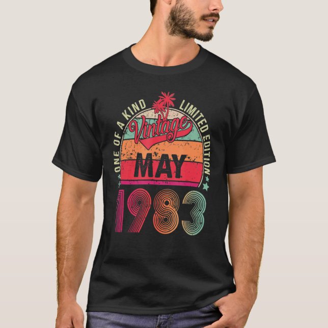 Camiseta Vintage 39th Birthday Awesmanutenção desde maio de (Frente)