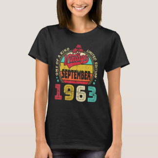 Camiseta Vintage 59th Birthday Awesmanutenção desde setembr
