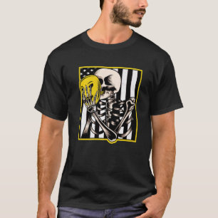 Camiseta Vintage American Flag Black And White Skull Timide