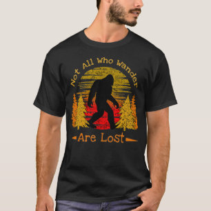Camiseta Vintage Bigfoot Sasquatch Nem Todos Os Que Vagueia