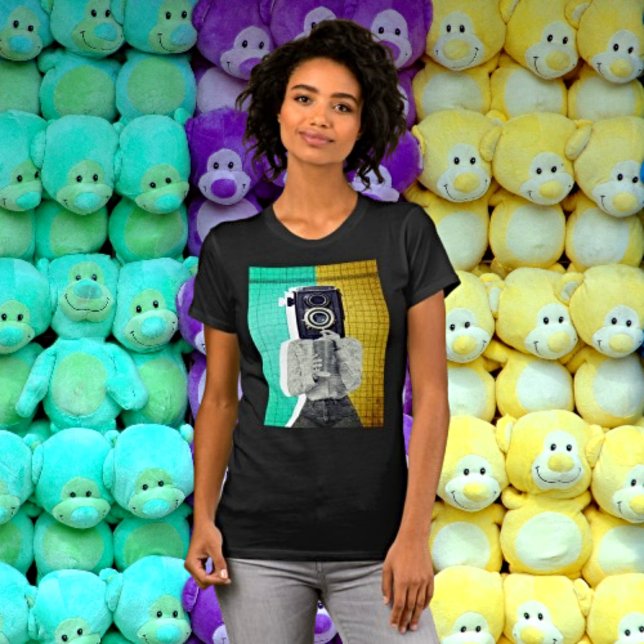 Camiseta Vintage Camera Girl - Collage Artística (Criador carregado)