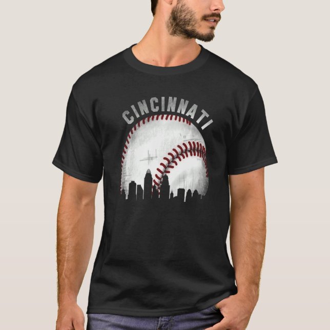 Camiseta Vintage Cincinnati Skyline City Baseball (Frente)
