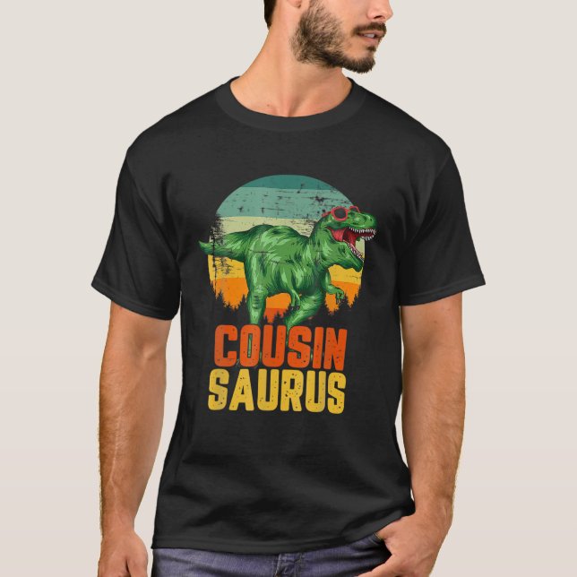 Camiseta Vintage Cousinsaurus Dinossaur T Rex (Frente)