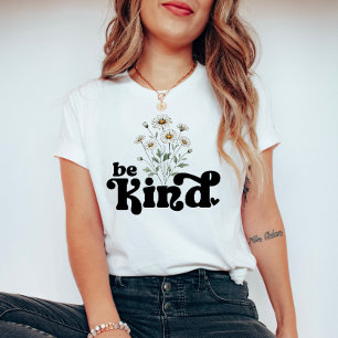 Camiseta Vintage Daisies com Citação - Seja gentil