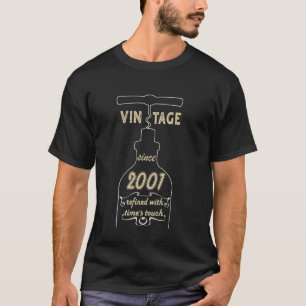 Camiseta Vintage desde 2001 refinado com o toque do tempo e