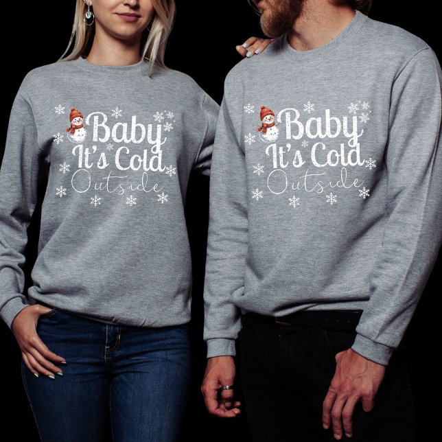 Camiseta Vintage Distressed "Baby It's Cold Outside"   (Criador carregado)
