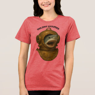 Camiseta Vintage Diving Helmet with a Shark Coming Out URM