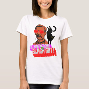 Camiseta vintage e gato preto