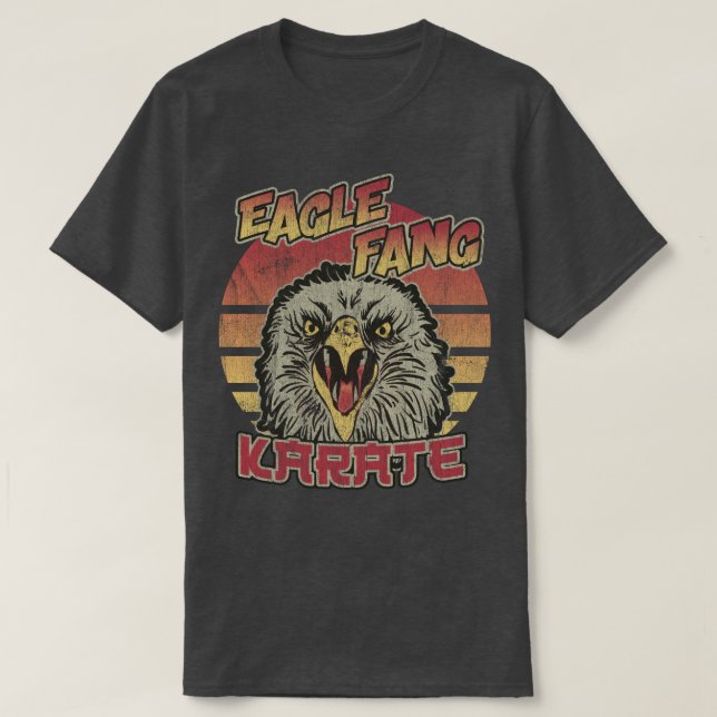 CAMISETA VINTAGE EAGLE FANG KARATE (Frente do Design)