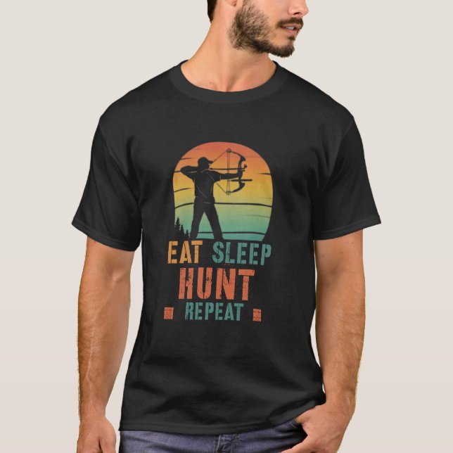 Camiseta Vintage Eat Sleep Bow Hunt Repeat (Frente)