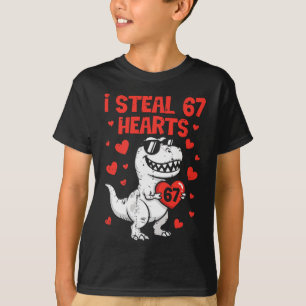 Camiseta Vintage Eu Roubo 67 Corações Engraçado Seis Sete V