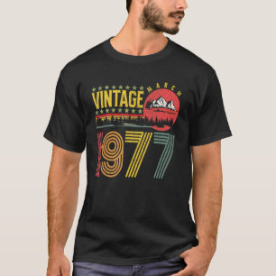 Camiseta Vintage March 1977 45 Years Old Birthday