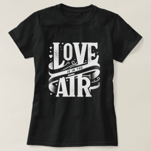 Camiseta Vintage Namorados Love is in the air - White