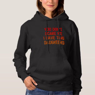 Camiseta Vintage, não me assusta, tenho duas filhas