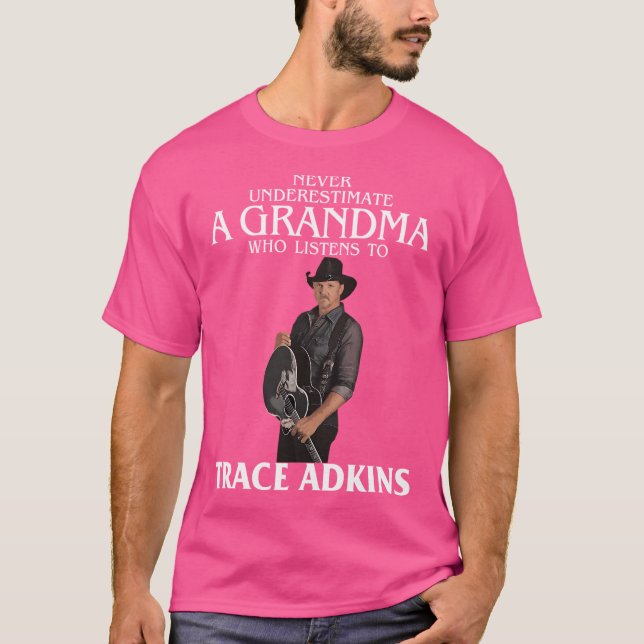 Camiseta Vintage Nunca Subestima Uma Mulher Que Escuta (Frente)