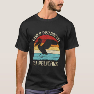Camiseta Vintage Pelican Bird Lover Facilmente Distraída Po