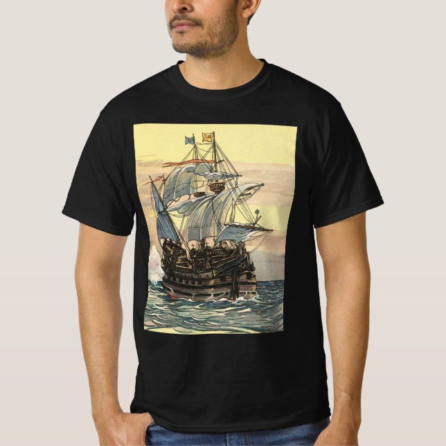 Camiseta Vintage Pirate Ship, Galleon Seleando no Oceano (Frente)