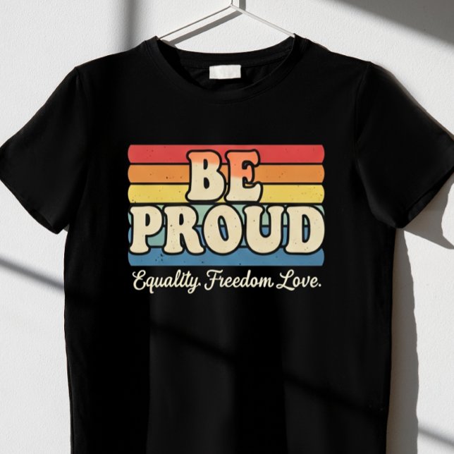Camiseta vintage Pride Rainbow LGBTQ Men (Criador carregado)