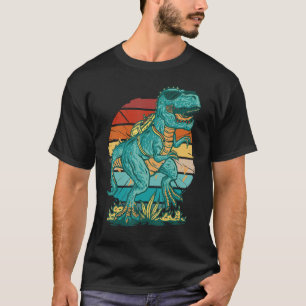 Camiseta Vintage Pupil Rex Vestindo Uma Mochila Indo Para S