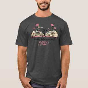 Camiseta Vintage Reading Helps Your Mind Bloom Reading Book