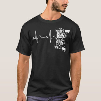 Camiseta Vintage Retro Gamer Heartbeat Shirt Engraçado Víde
