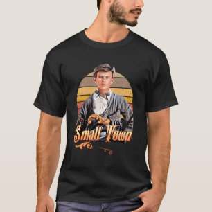 Camiseta Vintage Retro Não Tente Isso Em Minha Pequena Cida