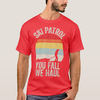 Camiseta Vintage Retro Patrulha de Esqui Você Cai Nós Apanh