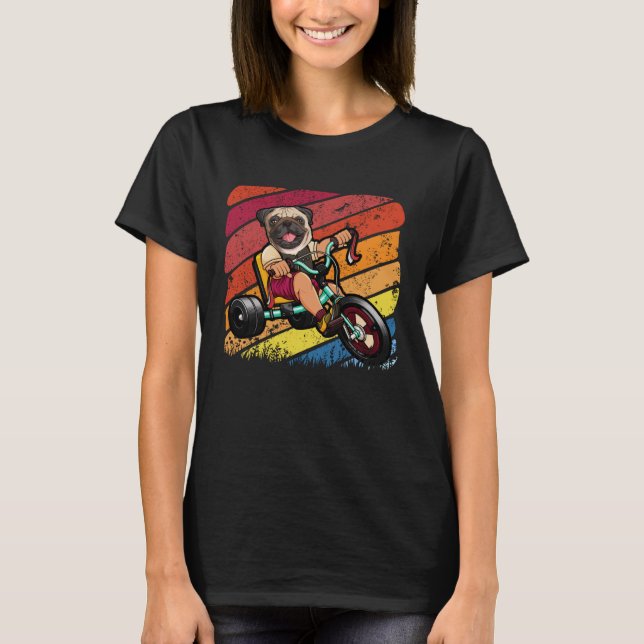 Camiseta Vintage Retro Pug Riding Bicycle Dog Owen (Frente)