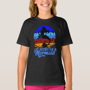 Camiseta Vintage Retro Sunset Secretamente Uma Sereia Azul