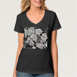 Camiseta Vintage rosa floresce num galho