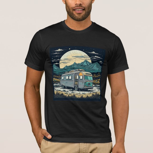 Camiseta Vintage RV nas montanhas com lua cheia (Frente)