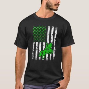Camiseta Vintage Shamrock Equestrian American Flag Rua Patr