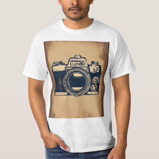 Camiseta "Vintage Snapshot: Classic Camera Tee, masculino" (Frente)