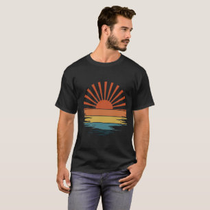 Camiseta "Vintage Sunset Horizon - Retro Beach Vibes"