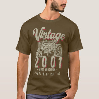 Camiseta Vintage Tractor Farmer Birthday Born In 2001 & Est