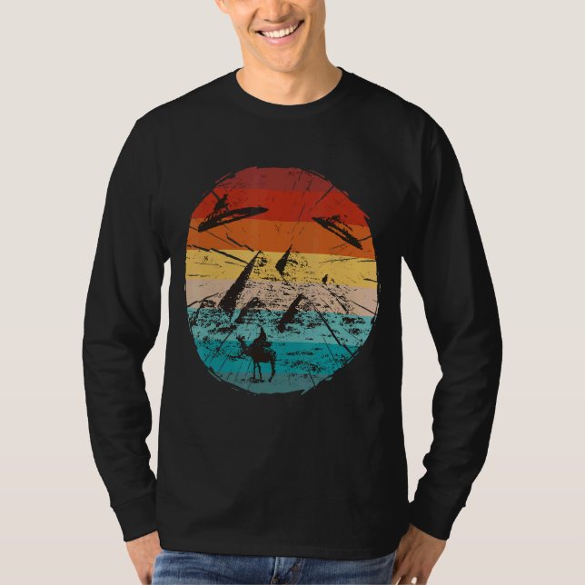 Camiseta Vintage Ufo Pirâmides Antigas Egípcias Alienígena  (Frente)
