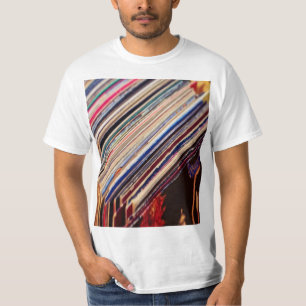 Camiseta Vintage Vibes: Coleção de Registros Vinil T-Shi