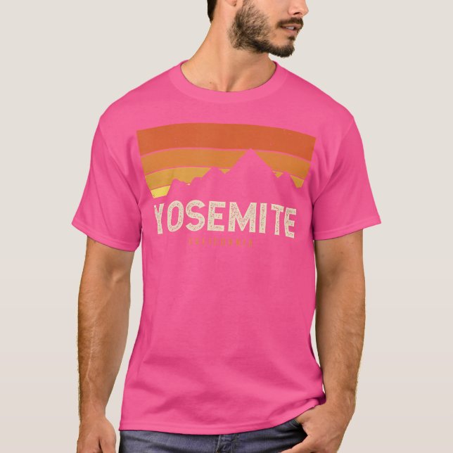 Camiseta Vintage Yosemite Califórnia Montanhas subindo Suni (Frente)