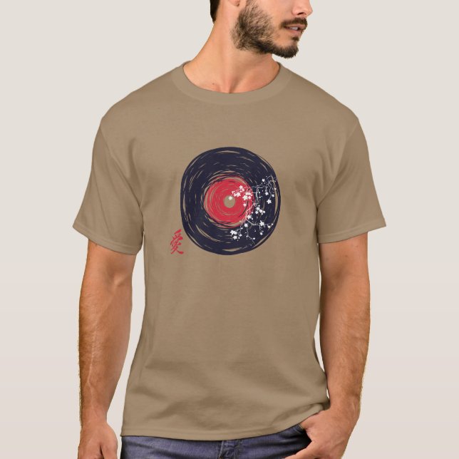Camiseta Vinyl Record Retro Grunge With Sakura Blossoms (Frente)